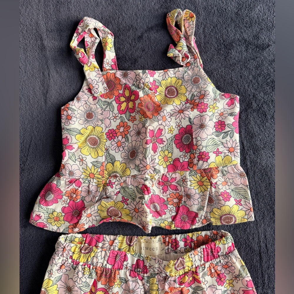 Between Floral Two Piece Set Girls Size 6 - Picture 2 of 6